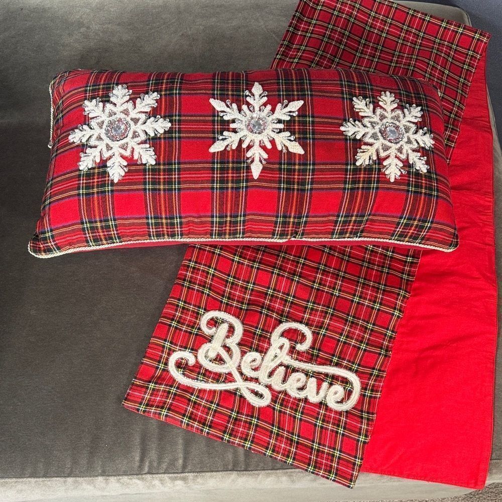 Wendy Bellissimo Christmas Plaid Believe Table Runner & Plaid Pillow Holiday Set